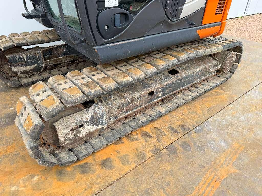 Hitachi ZX135US-6 - Hammer Lines / Automatic Greasing Foto 24