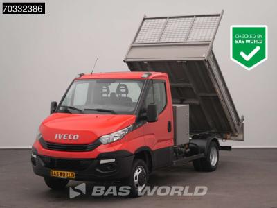 Iveco Daily 35C12 Kipper met Kist Dubbellucht 3,5t Trekvermogen Airco Cruise Euro6 Tipper Benne Kieper A/ vendida por BAS World B.V.