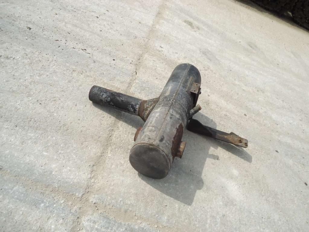 Silenciador para Fiat Kobelco W190 Foto 5