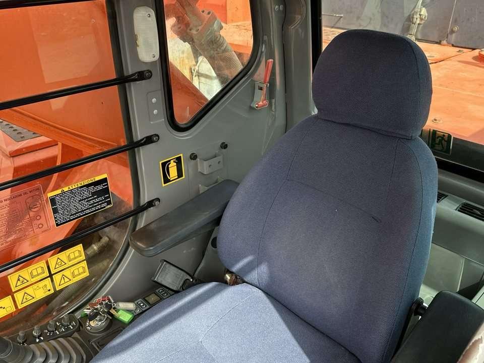 Hitachi ZX500LCH Foto 11