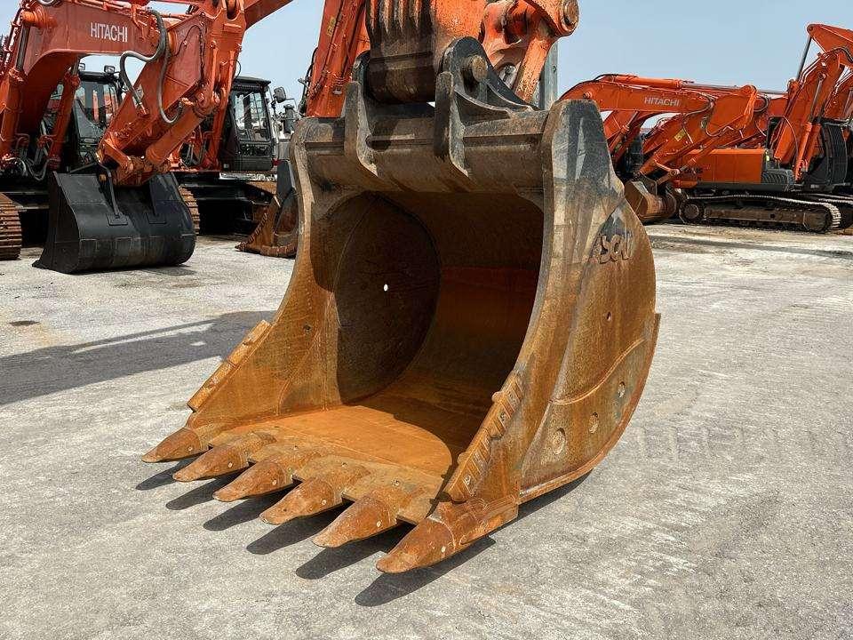Hitachi ZX500LCH Foto 6