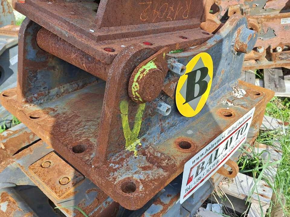 VB70 for 20-25 ton excavators Attachment plate Foto 5