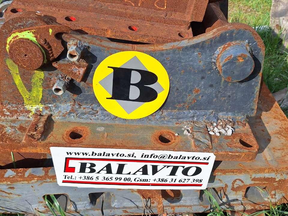 VB70 for 20-25 ton excavators Attachment plate Foto 6