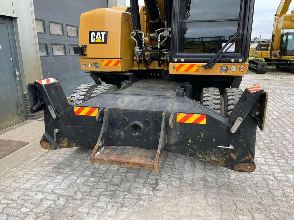 Caterpillar M314F with Outriggers Foto 12
