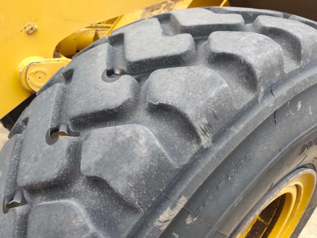 Caterpillar 966M Foto 12