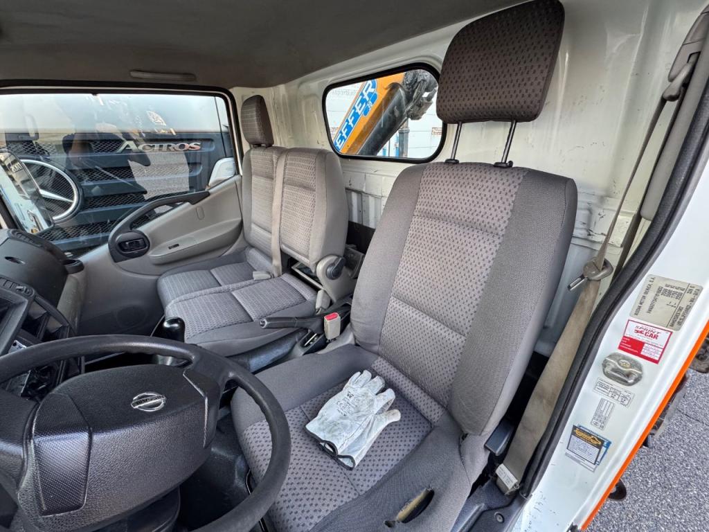 Nissan CABSTAR 35.11 Foto 21