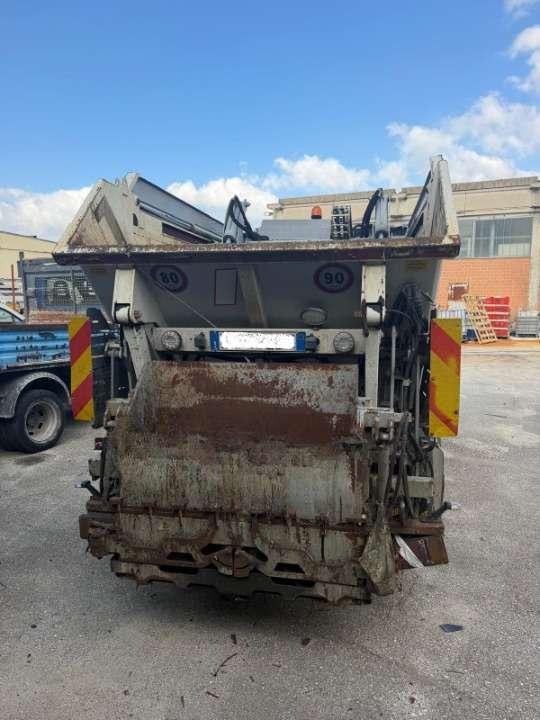 Isuzu P75 Foto 4