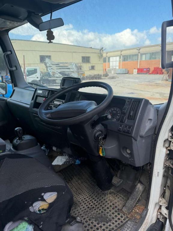 Isuzu P75 Foto 6