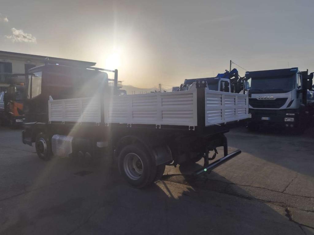 Iveco EUROCARGO 75E16 Foto 3