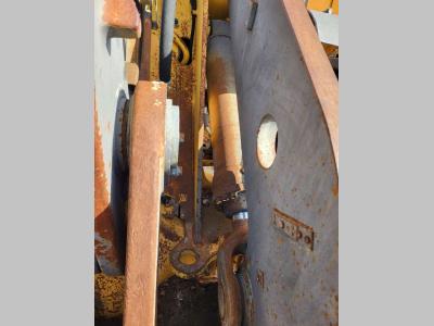 Volvo right lifting hydraulic cylinder 11107855 for Volvo L110E, L110F, L120E vendida por Balavto
