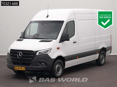 Mercedes-Benz Sprinter 317 CDI Nieuw Model Automaat 170PK L2H2 LED Navi Airco Cruise Camera Parkeersensoren 10inc vendida por BAS World B.V.