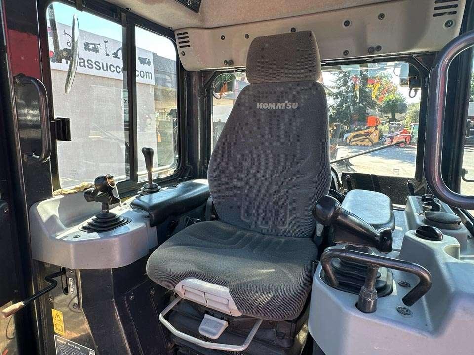 Komatsu D51PX-22 Foto 13