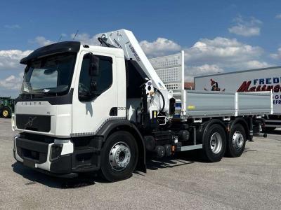 Volvo FE350 6X2 Foto 1