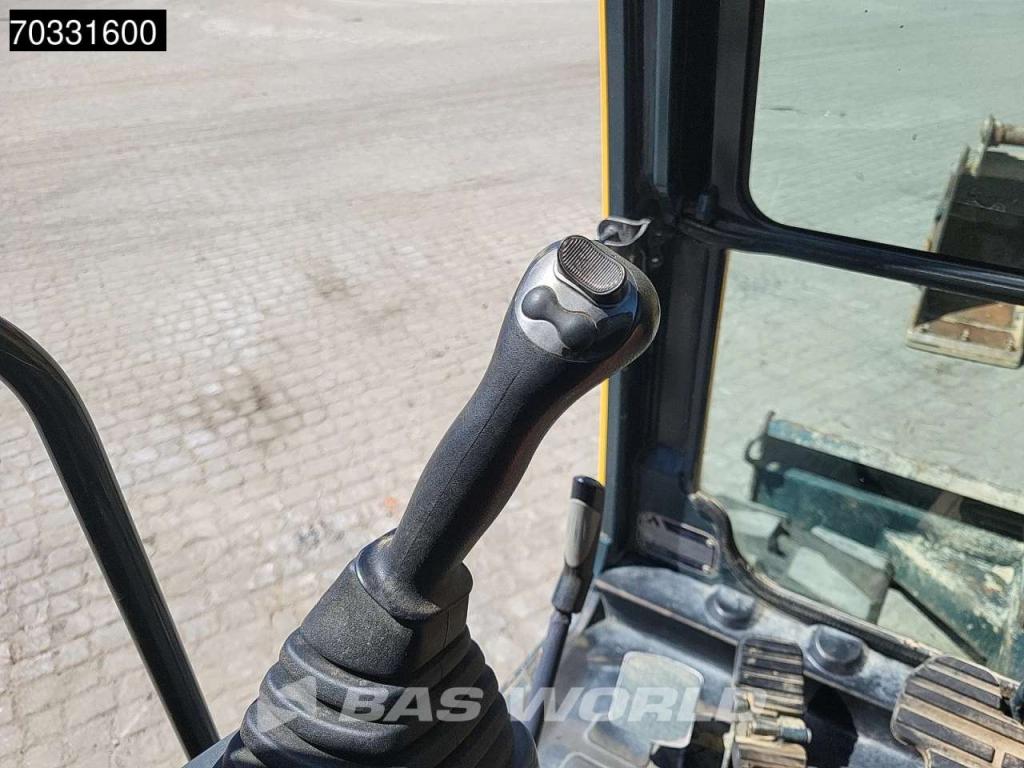 Hyundai R80 CR-9A A/C - 2 Buckets Foto 26
