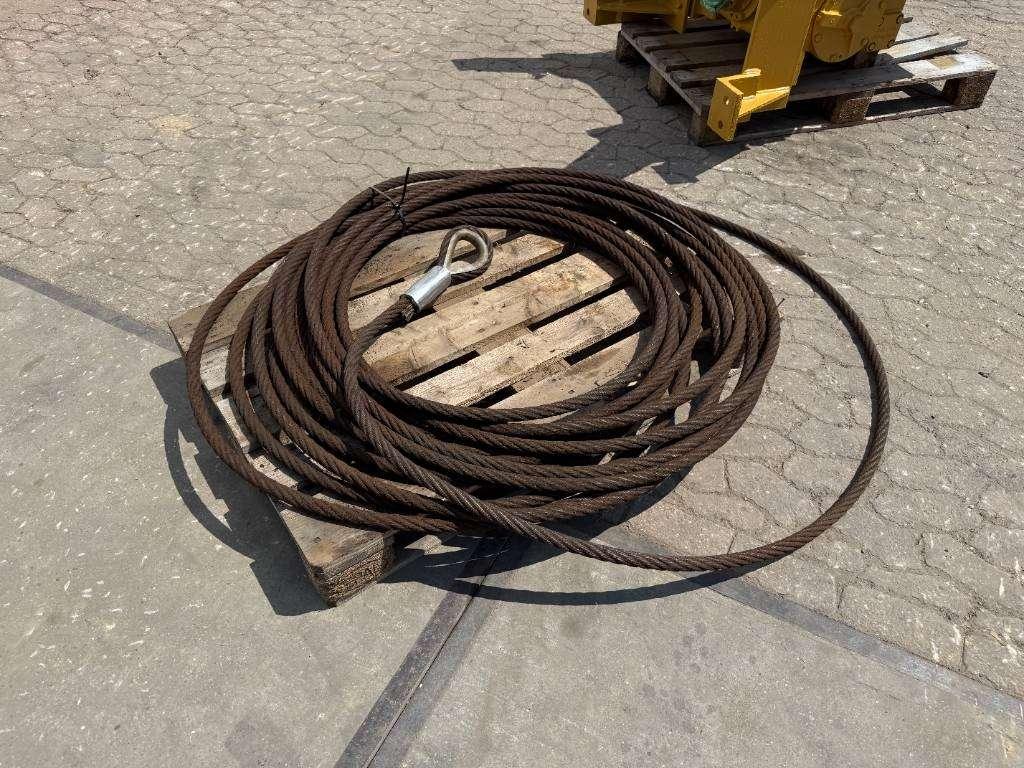 Caterpillar D6 Winch / Lier / Winde Foto 9