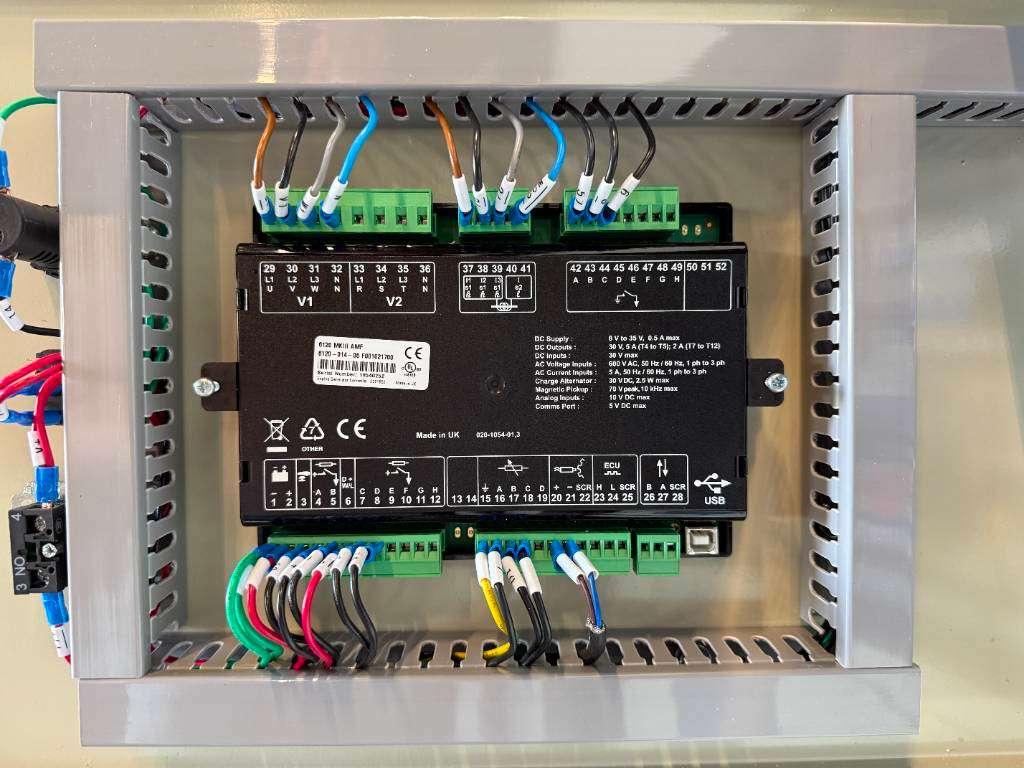 Iveco NEF67TM7 - 220 kVA Generator - DPX-19794 Foto 13