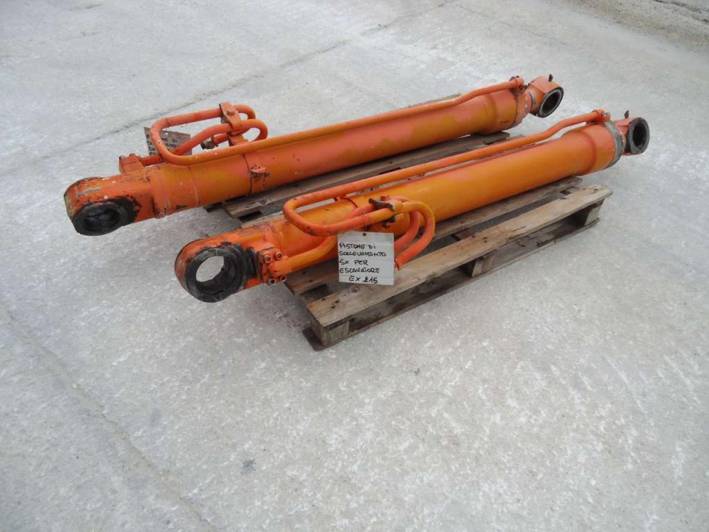 Cilndro de levantamiento para Fiat Hitachi EX215 Foto 2