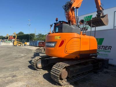 Doosan DX140LCR-5 Foto 1