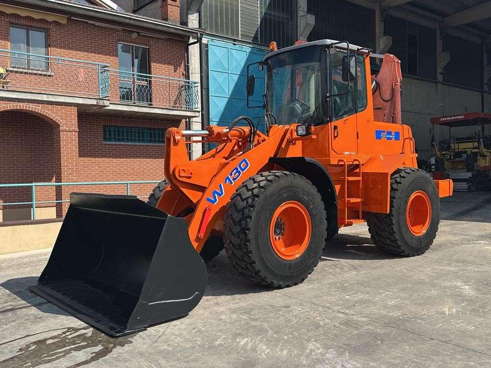 Fiat Hitachi W130A Foto 1
