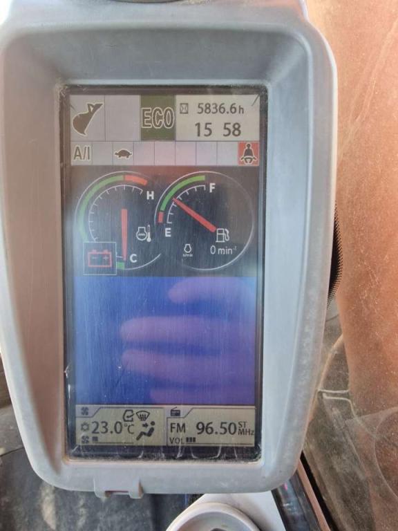 Hitachi ZX350LC-5B Foto 10