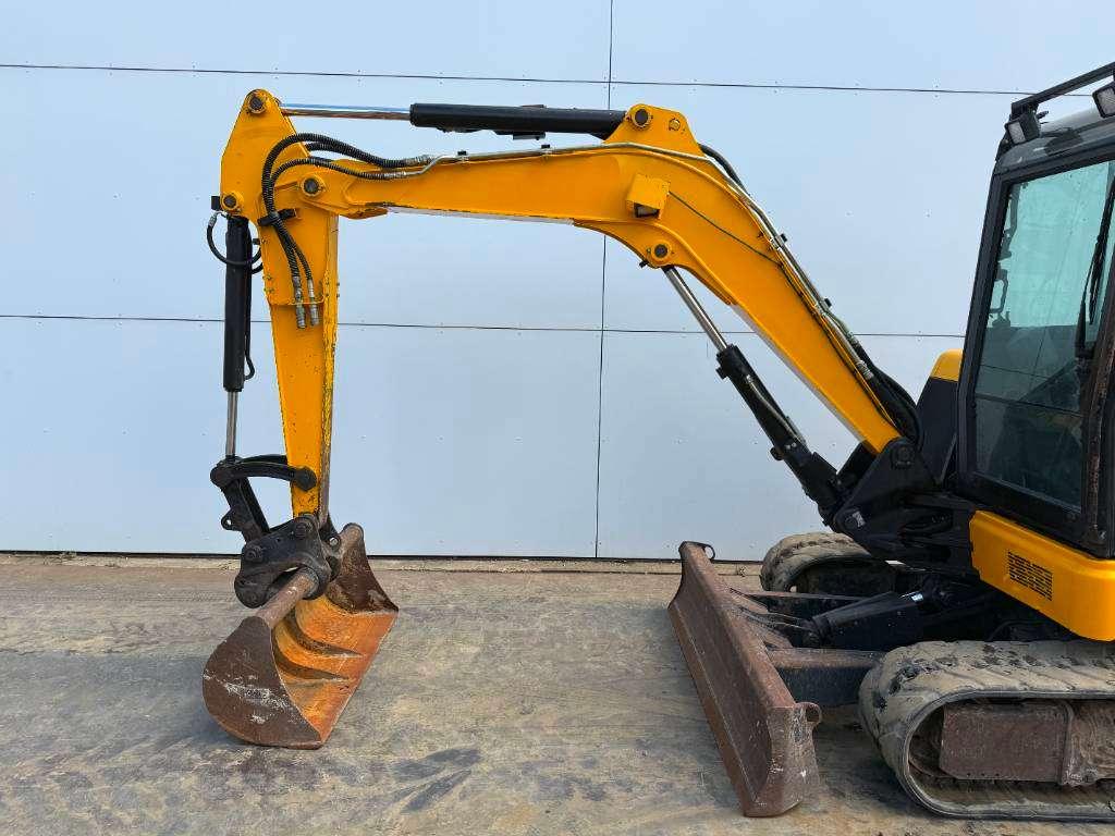 JCB 48Z-1 - Hammer Lines / Quick Coupler Foto 13