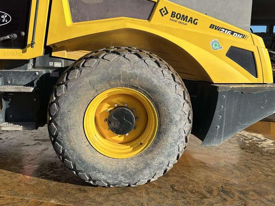 Bomag BW 216 DH-5 Foto 11