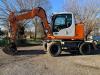 Liebherr A 910 COMPACT Foto 1 thumbnail