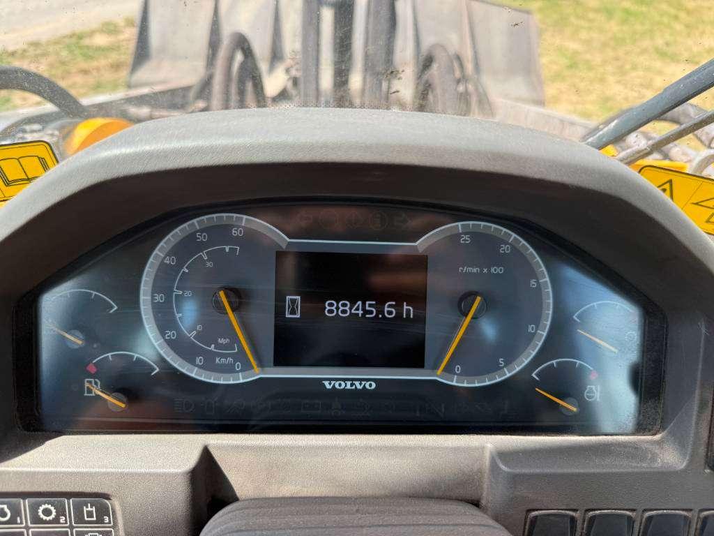 Volvo L220H - CDC Steering / Excellent Tyres Foto 30