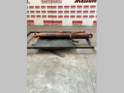 Cilndro de levantamiento para Hitachi ZX85 vendida por Massucco T. Srl Area Ricambi