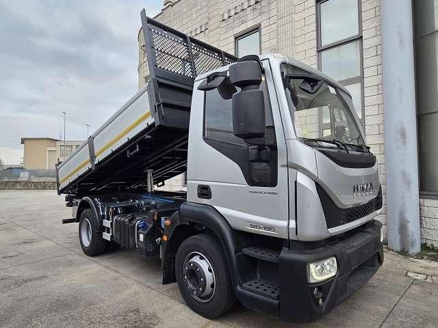 Iveco Eurocargo ML 120-190 Foto 1