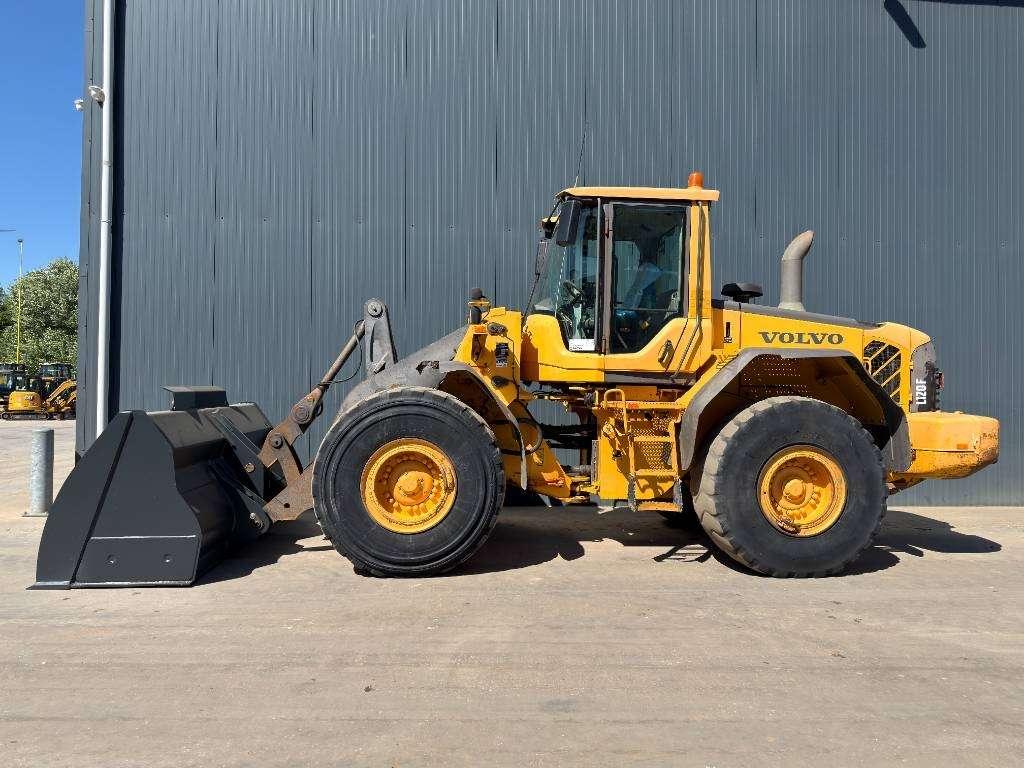 Volvo L120F Foto 2