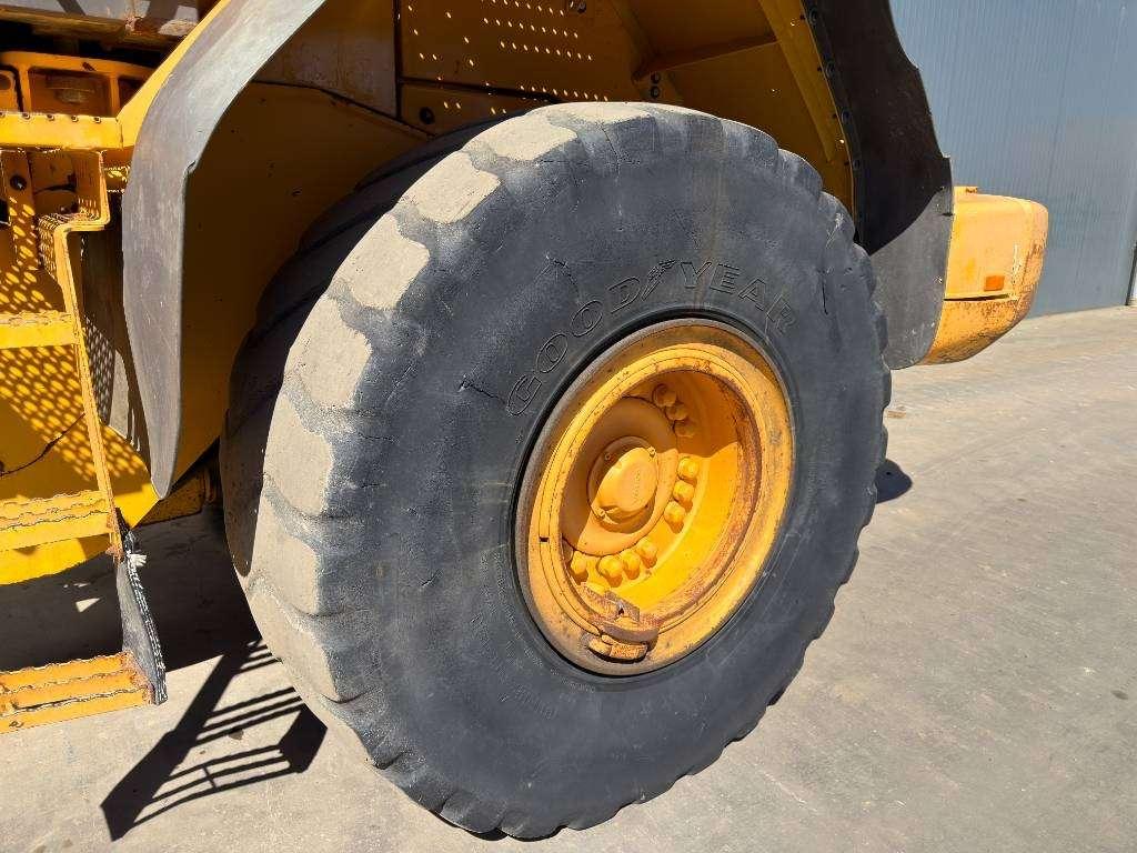Volvo L120F Foto 25