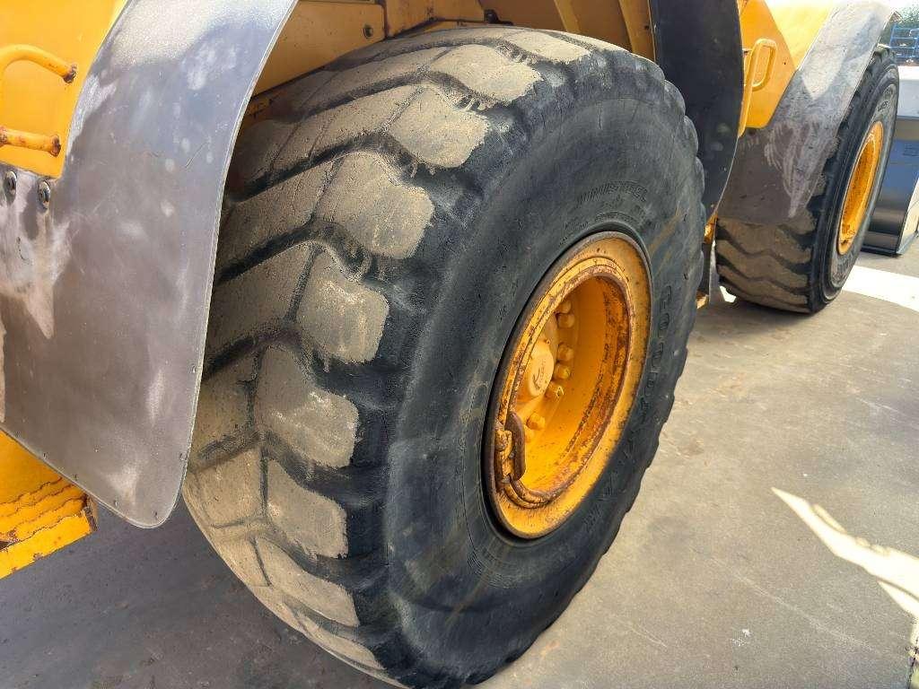 Volvo L120F Foto 26
