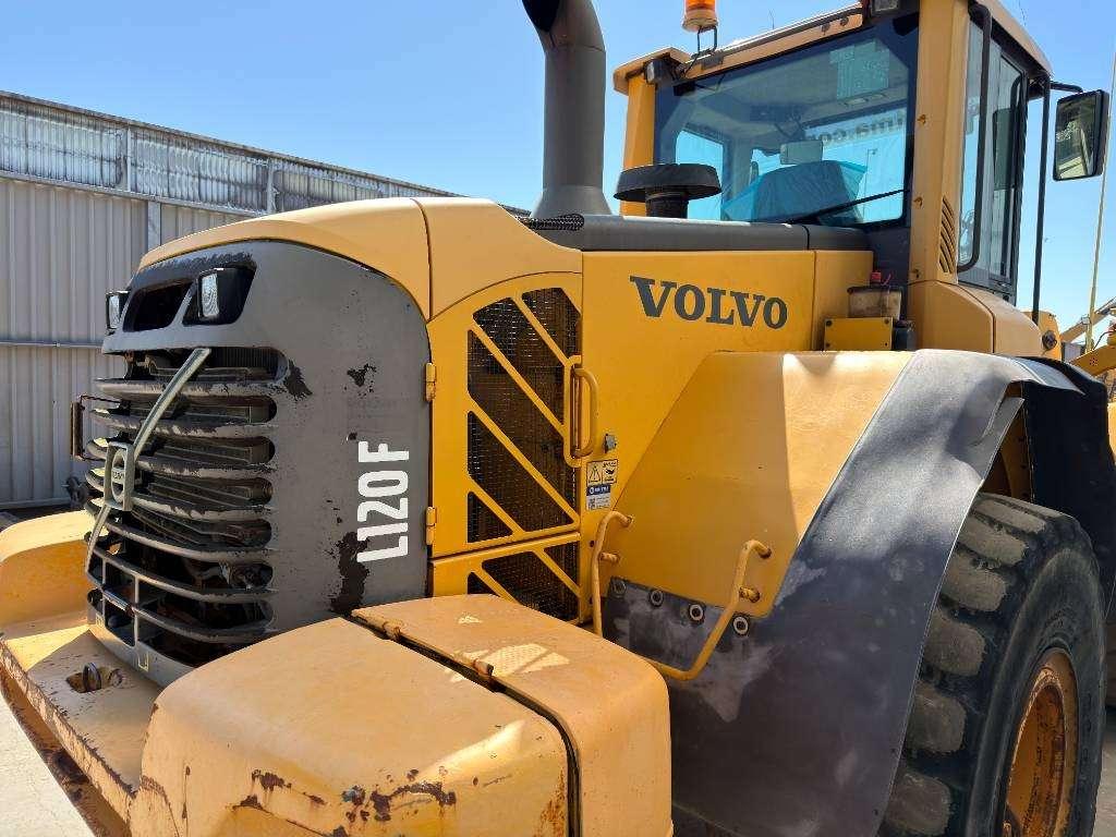 Volvo L120F Foto 5