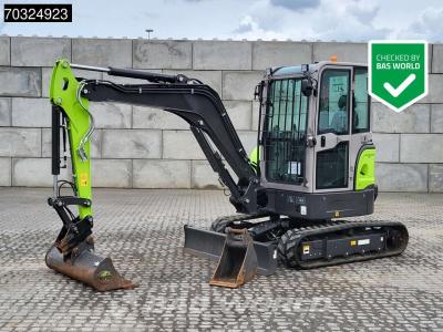 Zoomlion ZE36 GU KUBOTA ENGINE - PIN ON / 2 BUCKETS - CE CERTIFIED vendida por BAS World B.V.