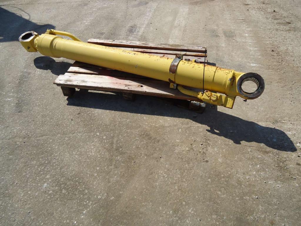 Cilndro de levantamiento para New Holland 385B Foto 2