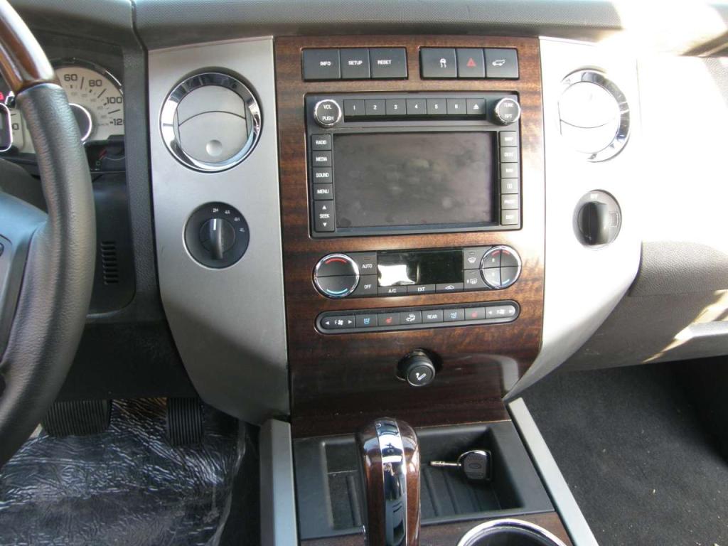 Ford Expedition Limite 4Wd Suv Foto 6