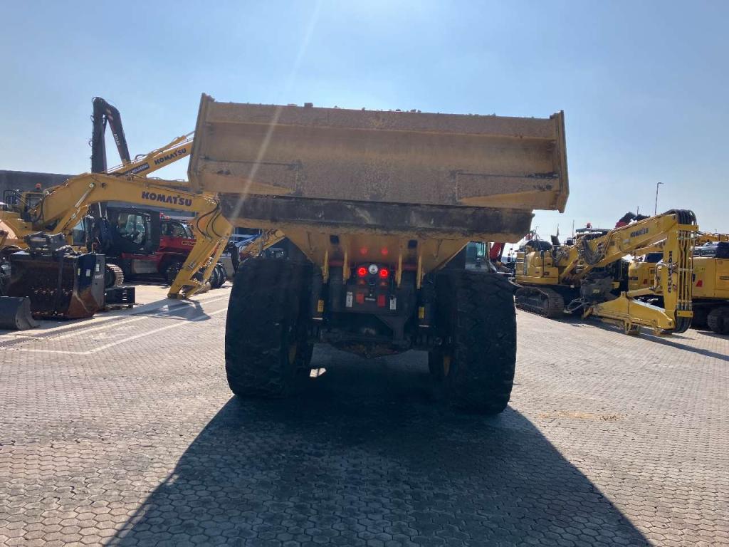 Komatsu HM300-5E0 Foto 7