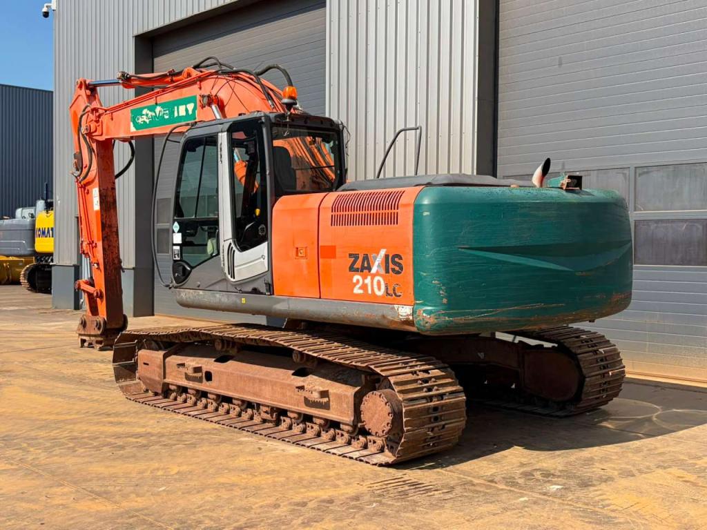 Hitachi ZX210LC-3 Foto 3