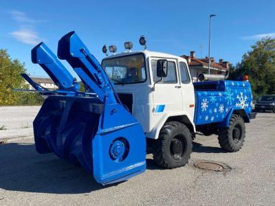 Fresia Sgombraneve vendida por Massucco T. Srl