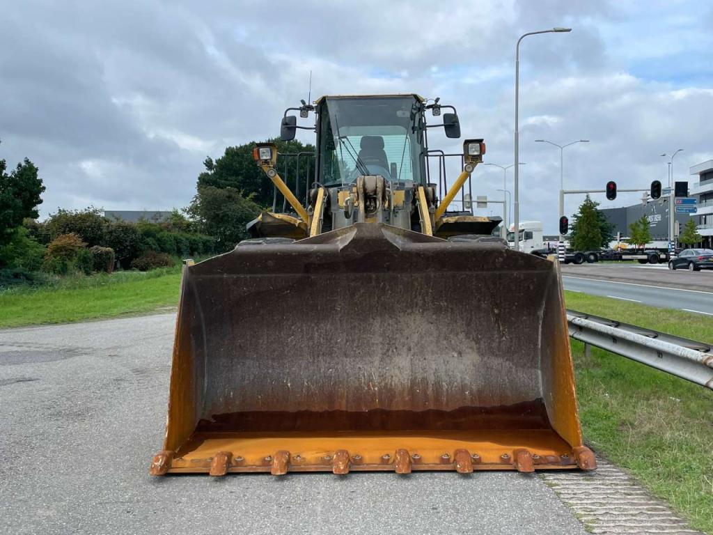Komatsu WA470-6 Foto 8