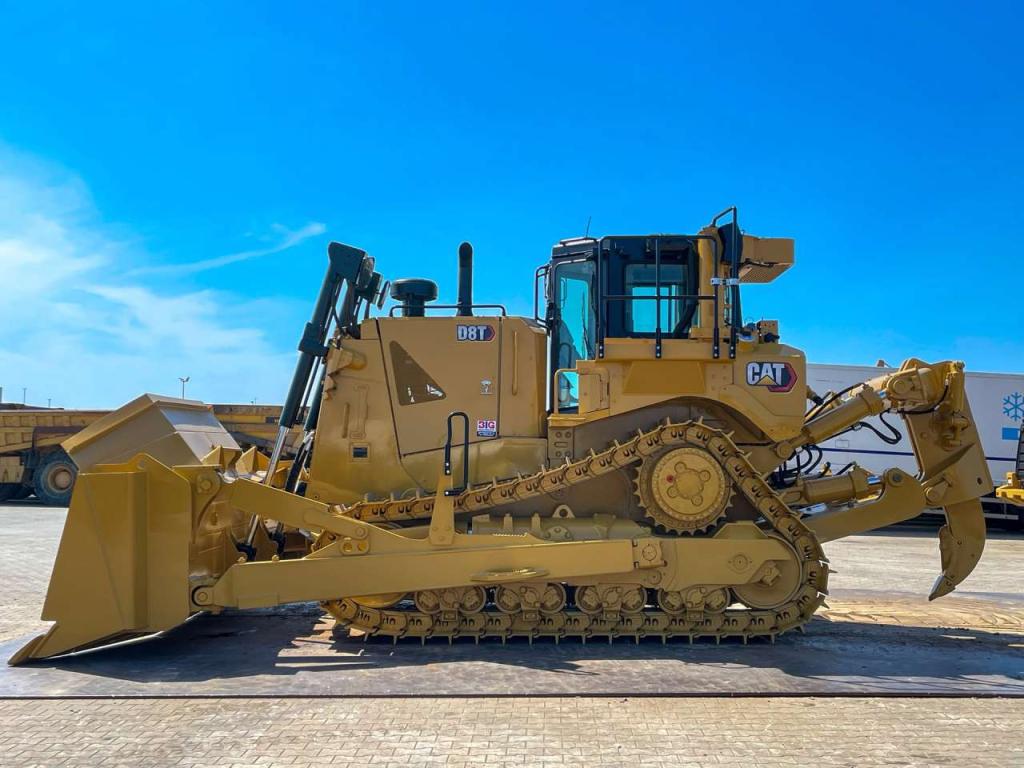 Caterpillar D8T - CE / EPA Foto 1