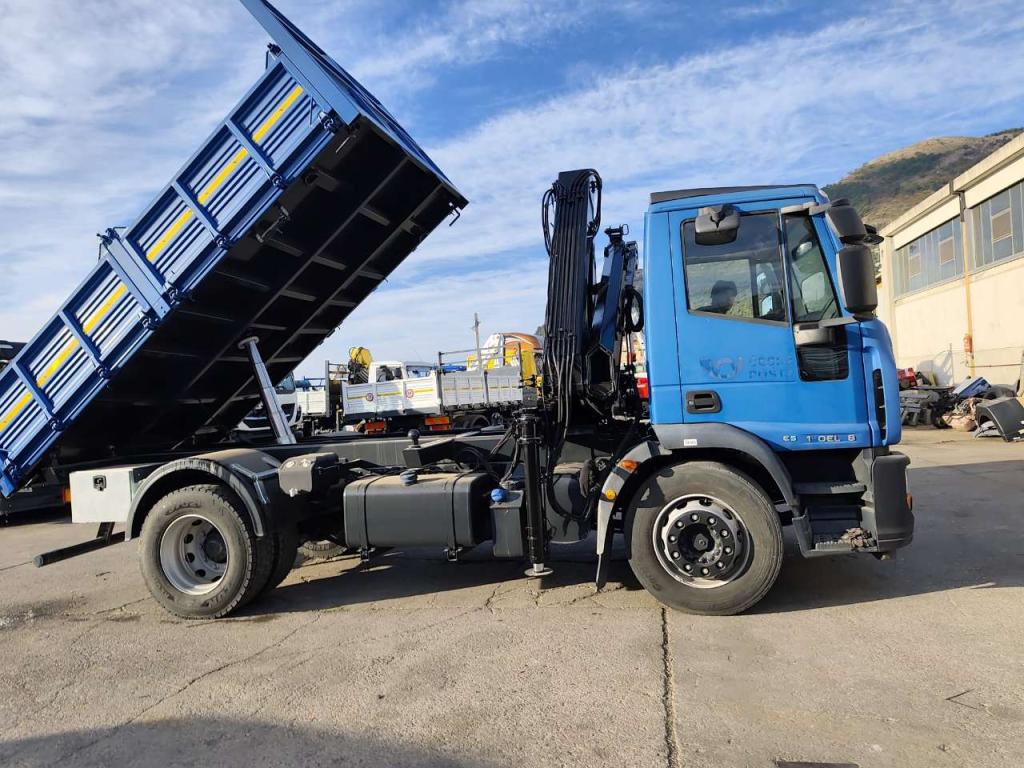 Iveco EUROCARGO CUBE 190EL28 Foto 3
