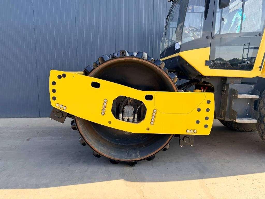 Bomag BW213 Foto 1