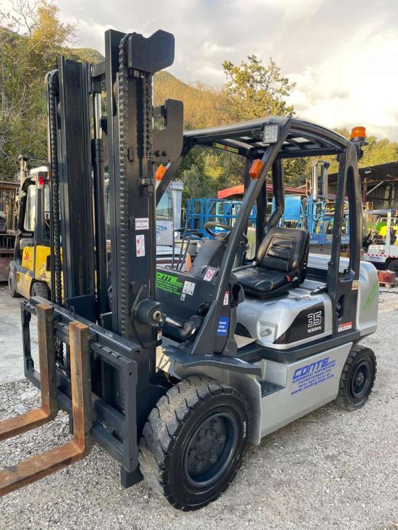 Nissan DX35 Foto 3