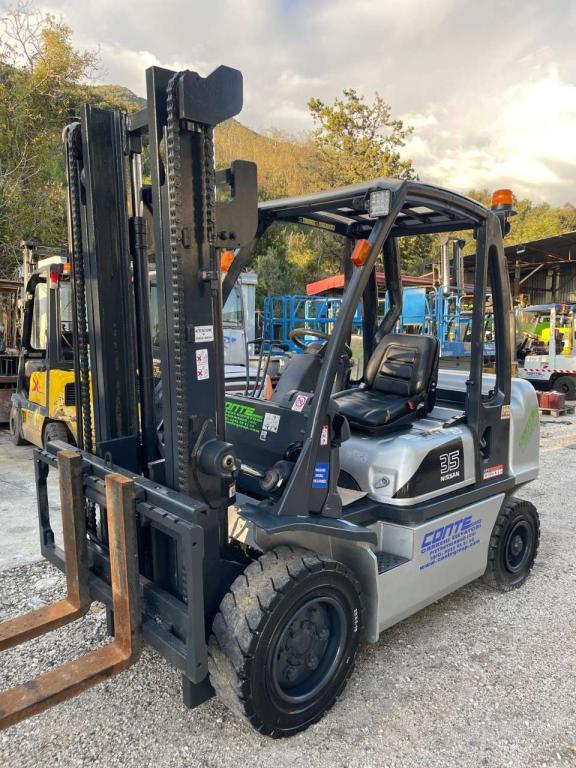 Nissan DX35 Foto 4