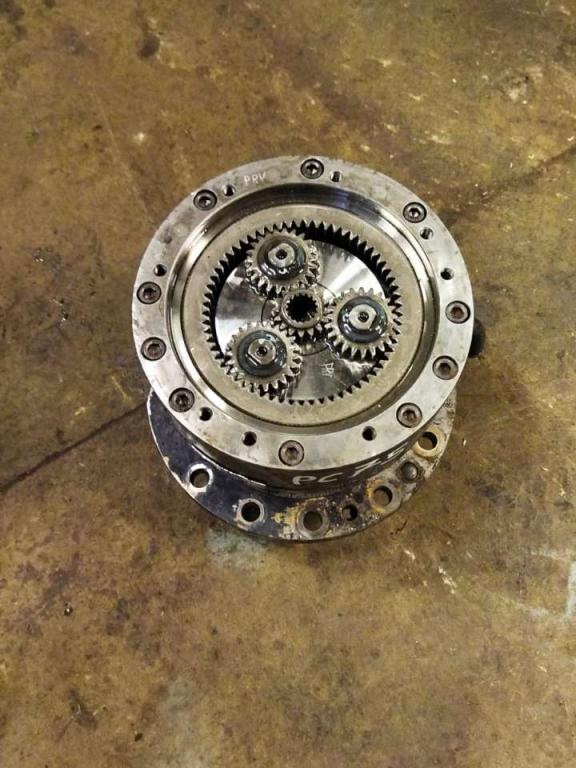Reductor de giro para Komatsu PC 75 Foto 3