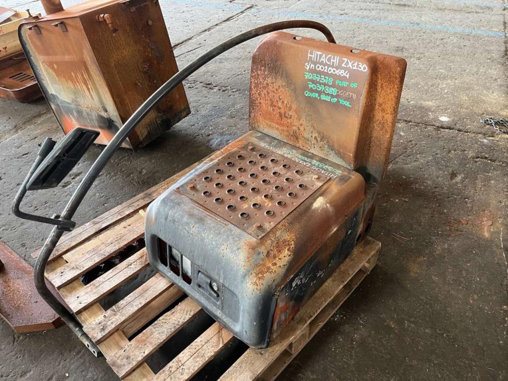 Hitachi ZX130 Foto 19