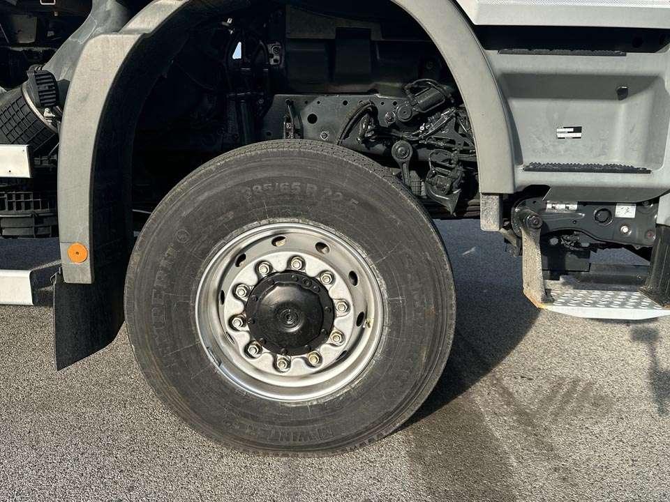 Mercedes-Benz ACTROS 1841 4X4 Foto 9