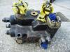 Distribuidor de dirección para Fiat Kobelco/Fiat Hitachi W270 Foto 1 thumbnail